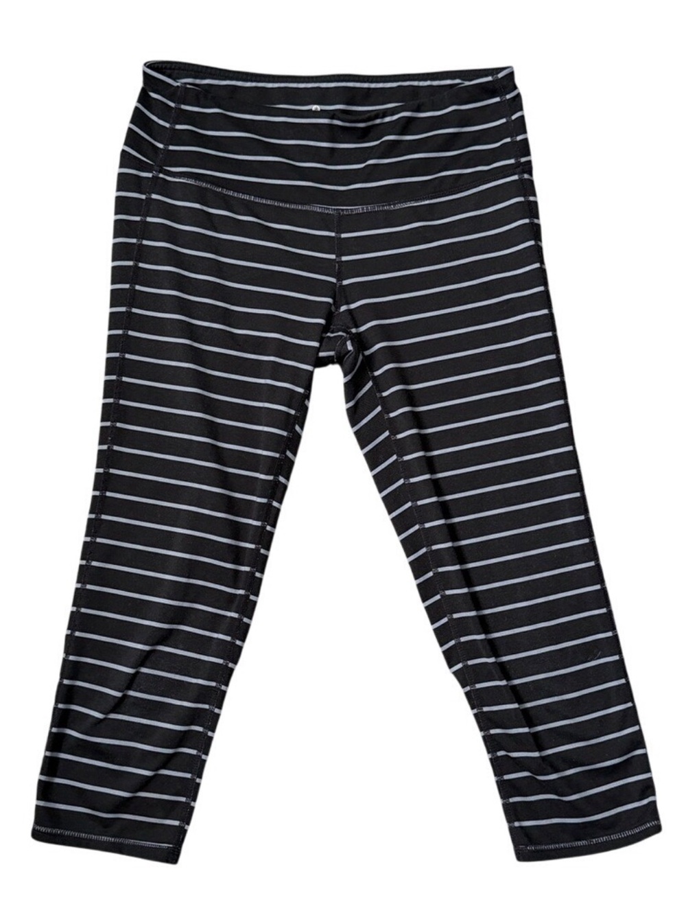 Athleta Chaturanga Stripe Capri Leggings Small Black White Yoga Workout Pants S